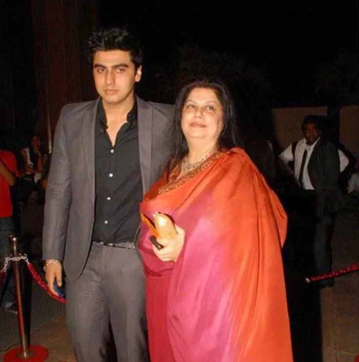 Arjun Kapoor with mom