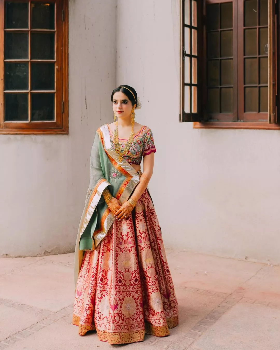 Buy Brown Banarasi Silk Aari Work Umbrella Lehenga Wedding Wear Online at  Best Price | Cbazaar