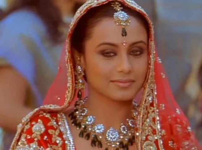 dothefashion.com | Rani mukerji, Bollywood, Kabhi alvida naa kehna