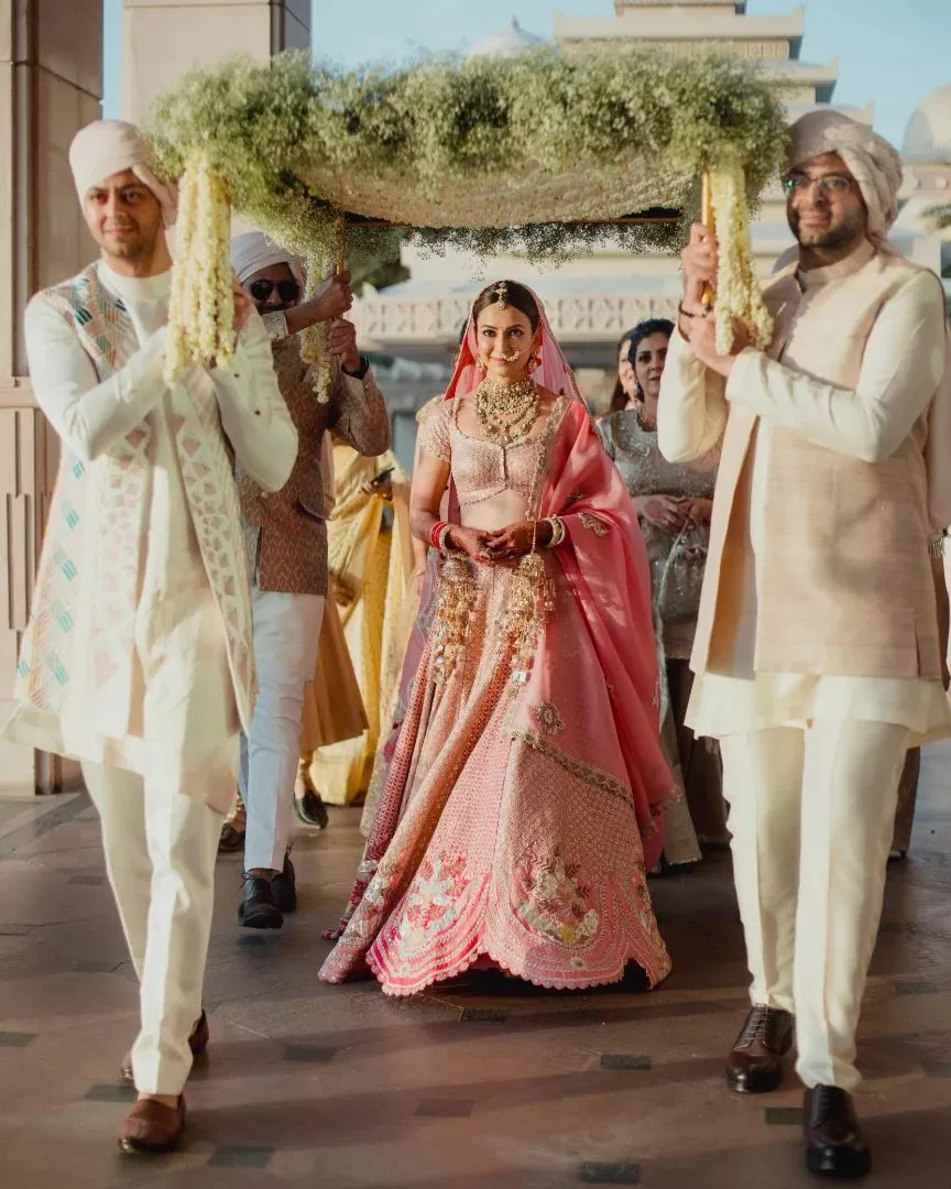 Stunning Real Couples Who wore Sabyasachi Outfits & Looked Like Royalties |  WeddingBazaar