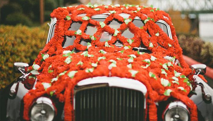 5 Trendy Ideas To Decorate Your Wedding Car