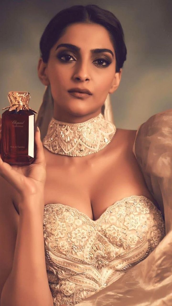 sonam kapoor favorite perfume